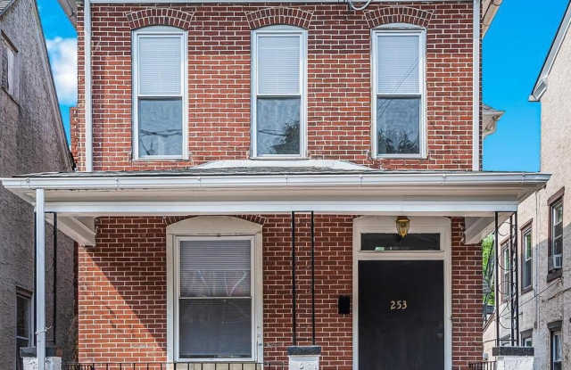 253 BEECH Street photos photos 253 BEECH Street photos photos