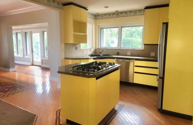 814 N Golfview Road, Lake Worth Beach, FL 33460 - 814 North Golfview Road, Lake Worth, FL 33460 814 N Golfview Road, Lake Worth Beach, FL 33460 - 814 North Golfview Road, Lake Worth, FL 33460