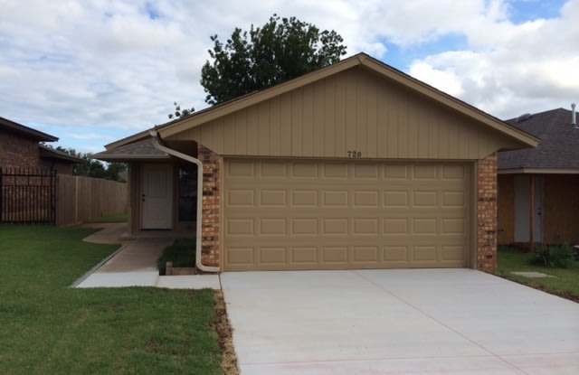2-Bed 1.5 Bath 2-Car West Moore Home avail Sept 1st photos photos