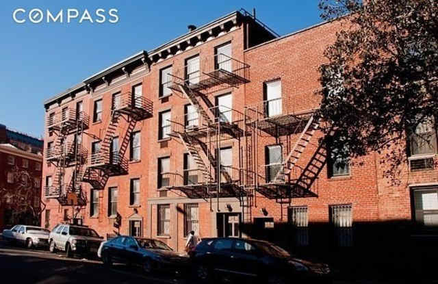 754 Greenwich Street photos photos