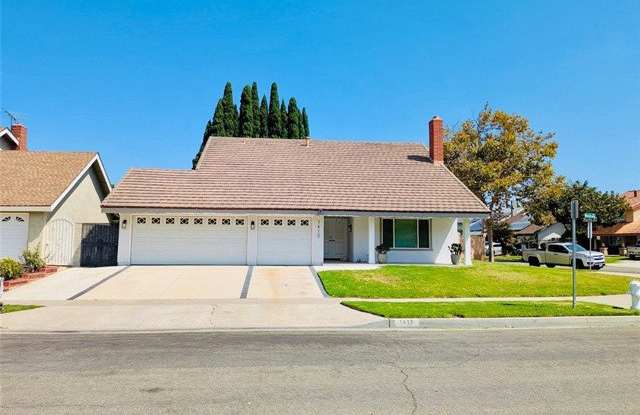 1413 West Moore Avenue photos photos