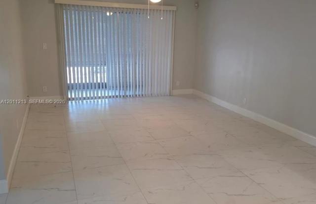 4163 NW 90th Ave photos photos