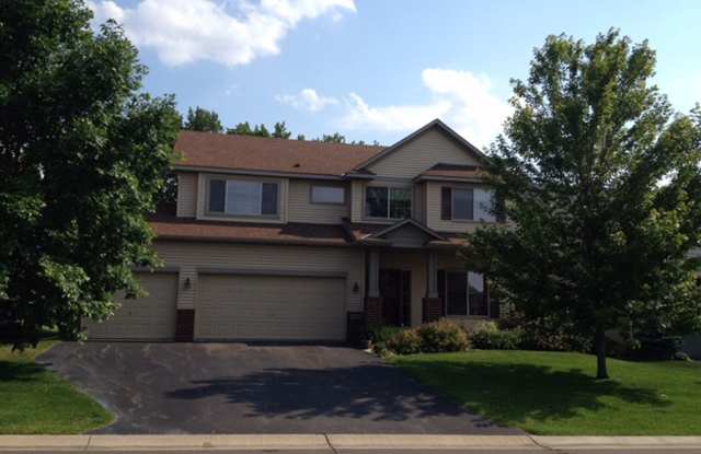 Spacious 2-Story in Woodbury*4 Bed/3 Bath*3 Car Garage- Available Oct 1 photos photos