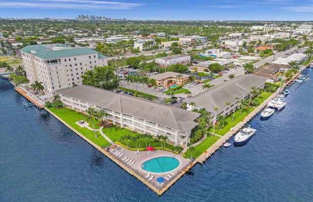 2895 NE 32nd Street unit: 206 photos photos