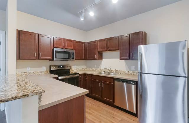 1070 W Rustic Lodge Dr photos photos