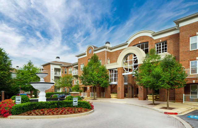 10X Living Columbia Town Center Gallery 4