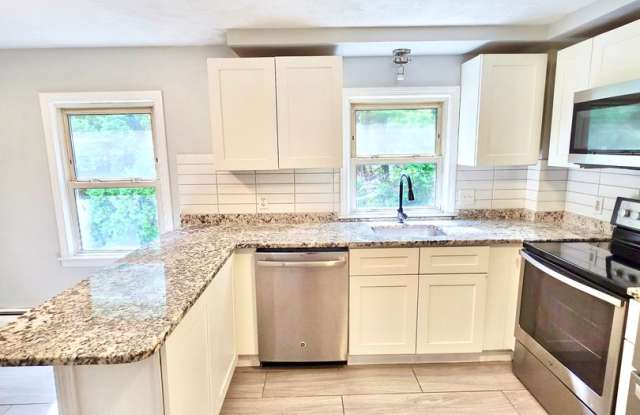 *****Providence/Mt. Pleasant – Updated Single Family - $2,895***** Gallery 3
