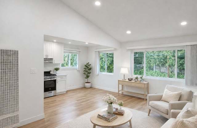 1624 Laurel Canyon Blvd photos photos