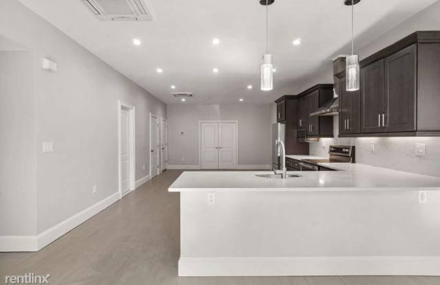 556 Massachusetts Avenue Unit 1G Gallery 3