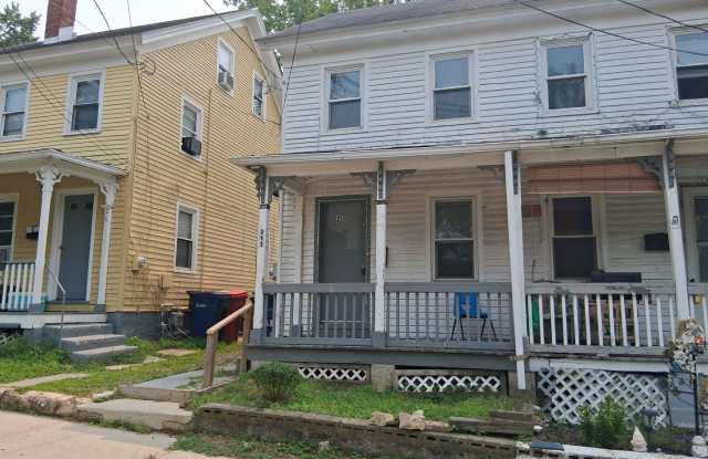 Bright 2 Bedroom Home FOR RENT in Bridgeton NJ $1465 photos photos