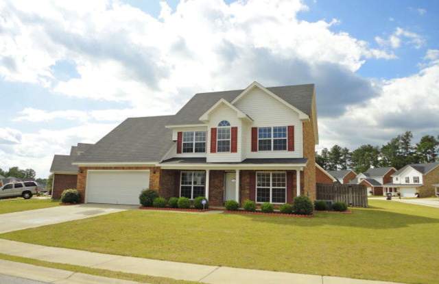 Spacious Family Rental in Prime Location photos photos