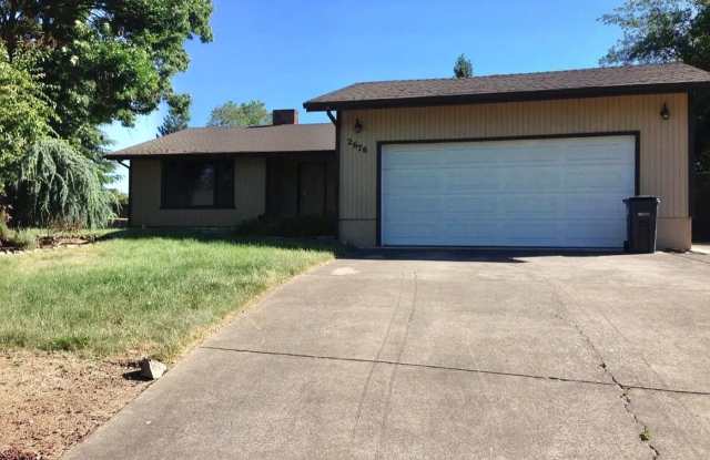 Newly renovated three bedroom home | Available Mid April photos photos