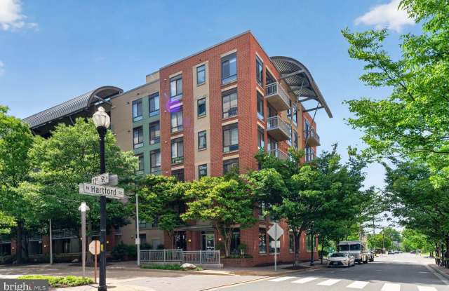1200 N HARTFORD Street photos photos