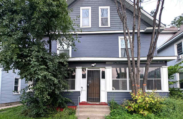 2709 Stevens Avenue - 4 photos photos