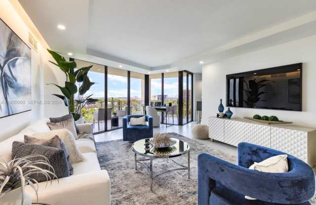 1000 NE Quayside Ter photos photos