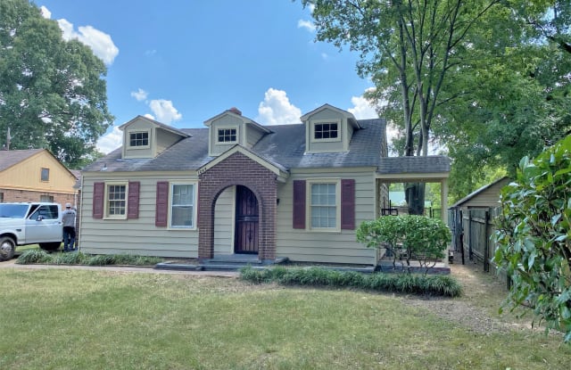 1044 Woodbury Street - 1044 Woodbury Road, Memphis, TN 38111