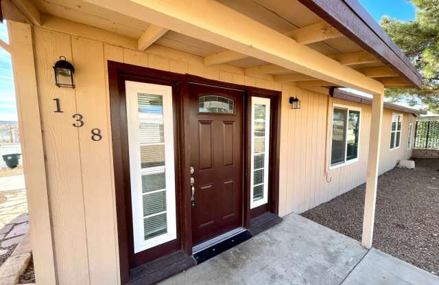 Cute Updated 3 Bedroom Home in Downtown Kingman! - 138 Pine Street, Kingman, AZ 86401