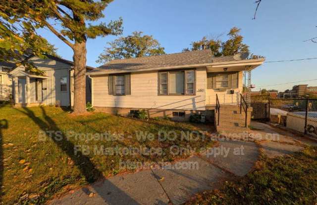 1221 East Moneta Avenue Gallery 1
