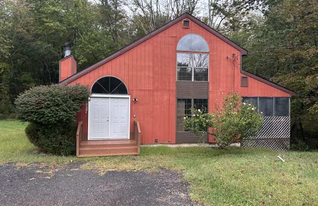 2455 Milford Road - 2455 Milford Road, Pike County, PA 18324