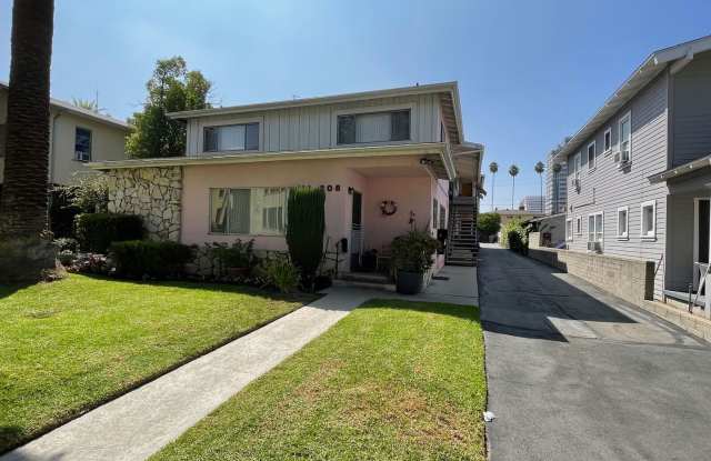 Happy in Heart of Glendale photos photos