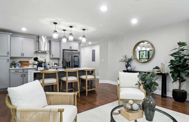 2256 HIGH Street SE photos photos