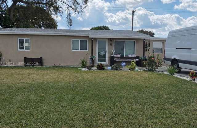 5900 Atlanta St photos photos