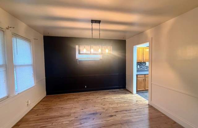 3 Bedroom, 2 Bathroom Home for Rent. Gallery 4