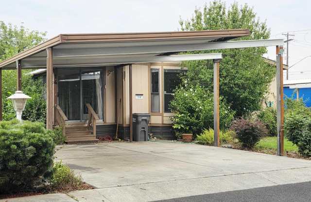 2015 6th Ave unit: 14 photos photos