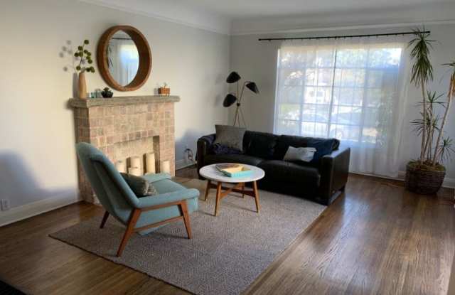 814 N Genesee - 814 North Genesee Avenue, Los Angeles, CA 90046