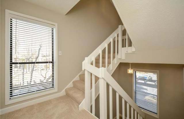 3915 Cedar Circle Gallery 3