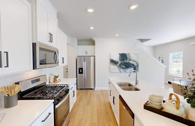 Gramercy Woods Gallery 2