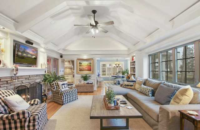 Lake Geneva Retreat w/ Pier Access  Fire Pit Available for Monthly  Mid-Term Rentals photos photos