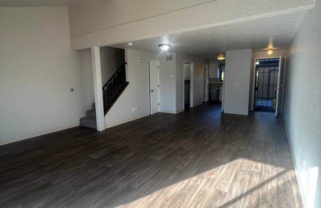 2-Bedroom 1 1/2-bathroom Townhouse Style Apartment photos photos