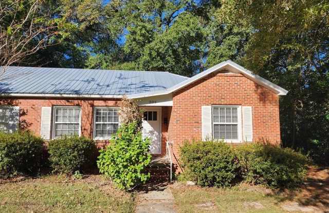 309 Pontiac Avenue - 309 North Pontiac Avenue, Dothan, AL 36303
