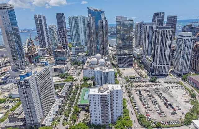 850 N Miami Ave photos photos