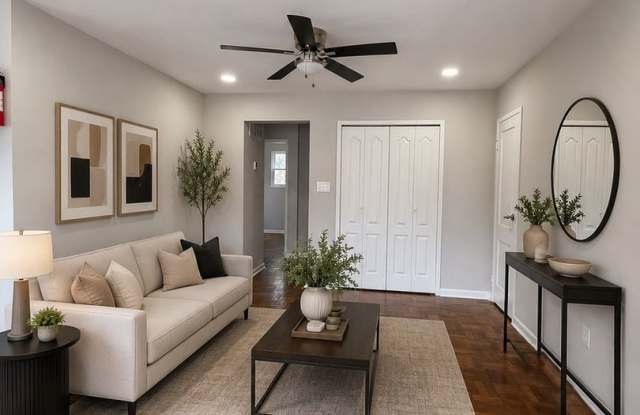 Charming 2BR Triplex in Washington, DC Gallery 1
