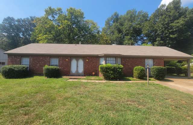 2925 Spring Hill Dr - 2925 Spring Hill Drive, Memphis, TN 38127