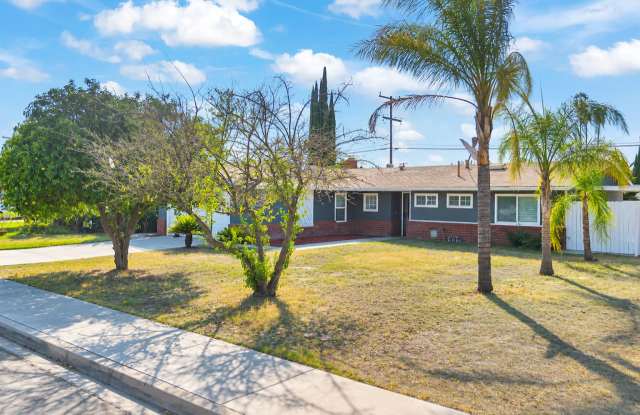 10740 Coloma Street Gallery 3