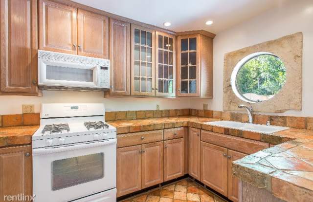 8787 Skyline Dr Gallery 3