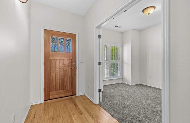 2517 Brookdale Drive Gallery 3