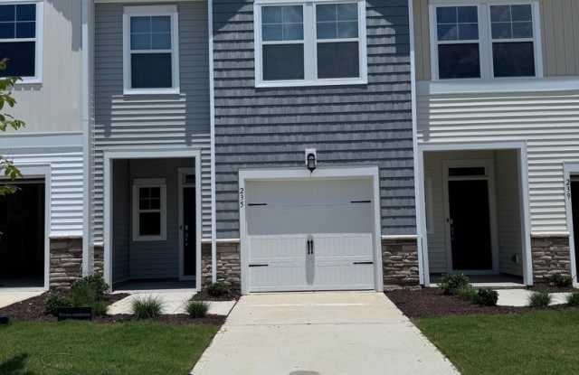 New 3BR Townhome in Smithfield for Rent photos photos