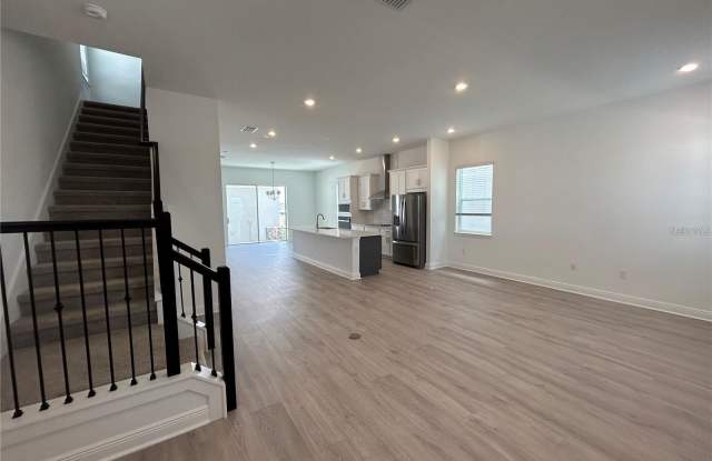 16902 HAMLIN OASIS Loop Gallery 2