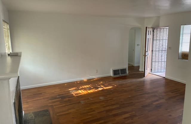 848 East Andrews Avenue Gallery 3