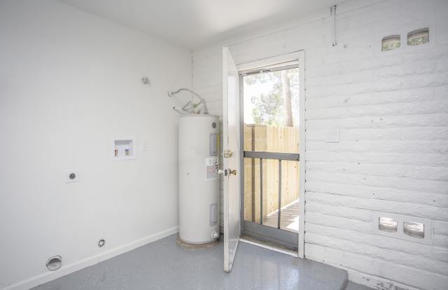4427 W MOUNTAIN VIEW Road Gallery 4