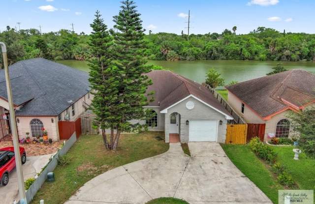 2130 ALEXANDRA CT. Gallery 2