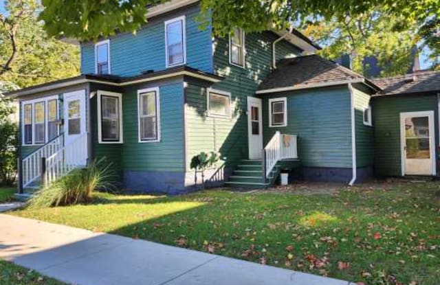 803 West Cedar Street - 803 West Cedar Street, Kalamazoo, MI 49007