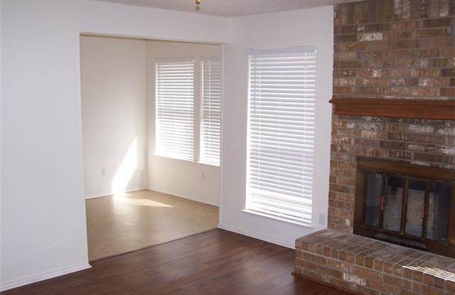 2542 Windy Pine Lane Gallery 2