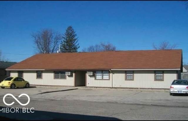 330 N Clark Street photos photos