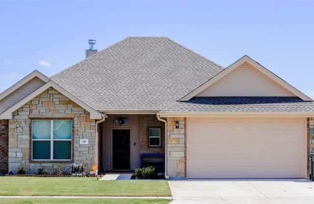 309 Mill Creek Drive - 309 Mill Creek Drive, Abilene, TX 79602
