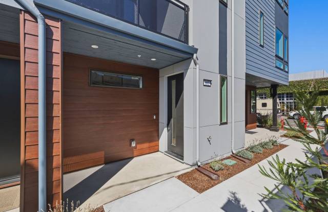 2 Bed, 2.5 Bath Executive Home in Newly Constructed Community! photos photos